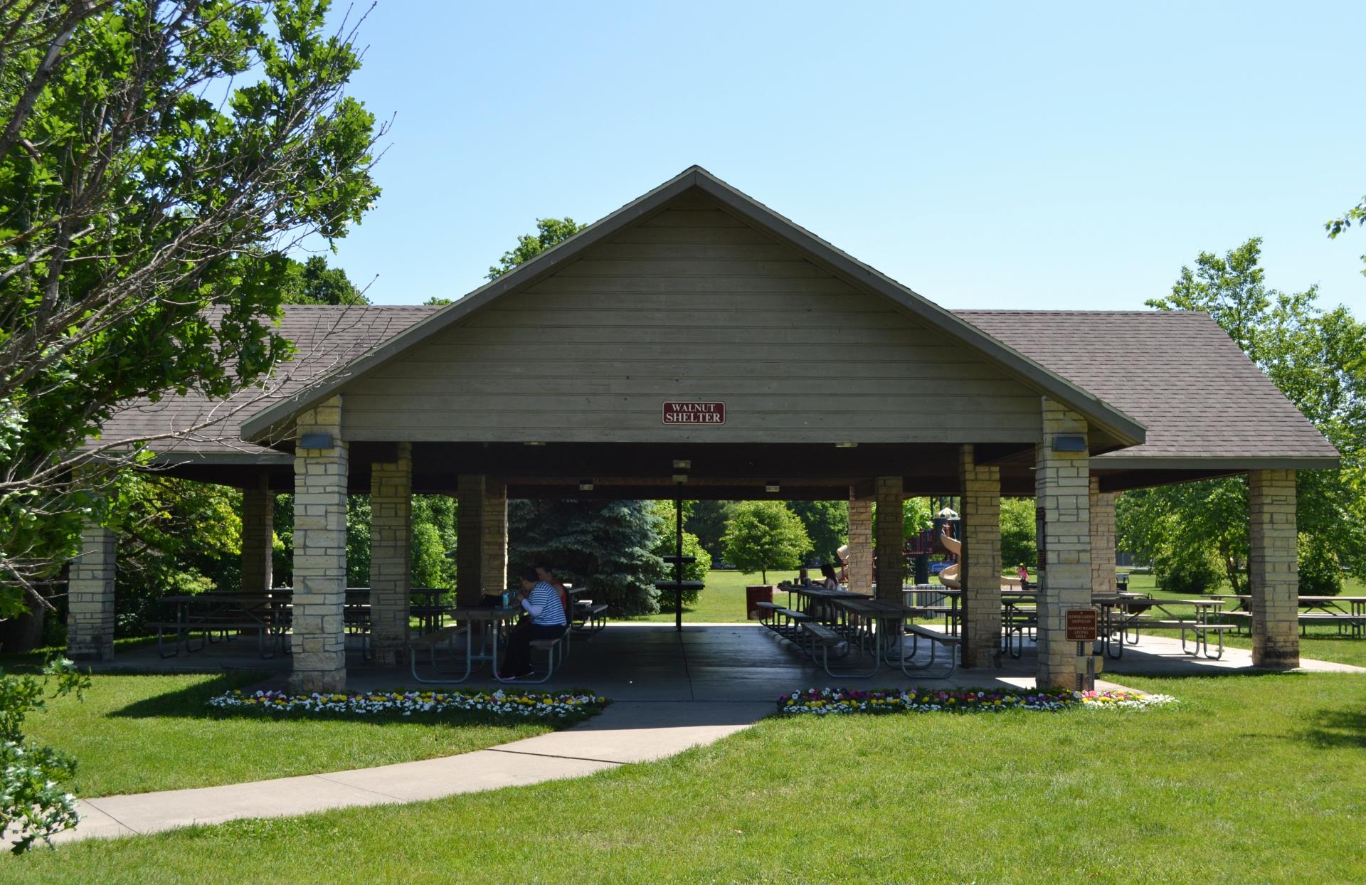 Walnut Shelter 2